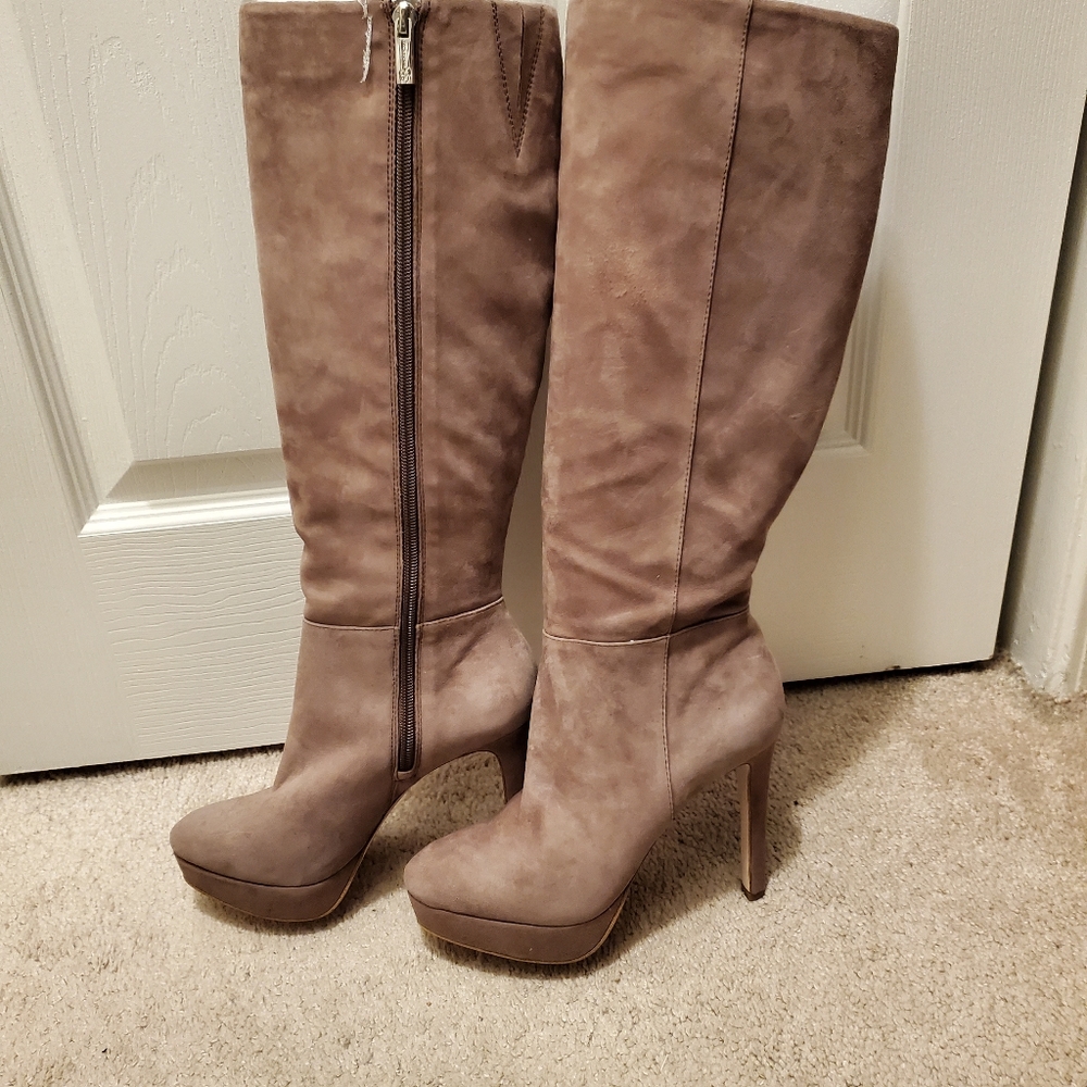Jessica Simpson boots